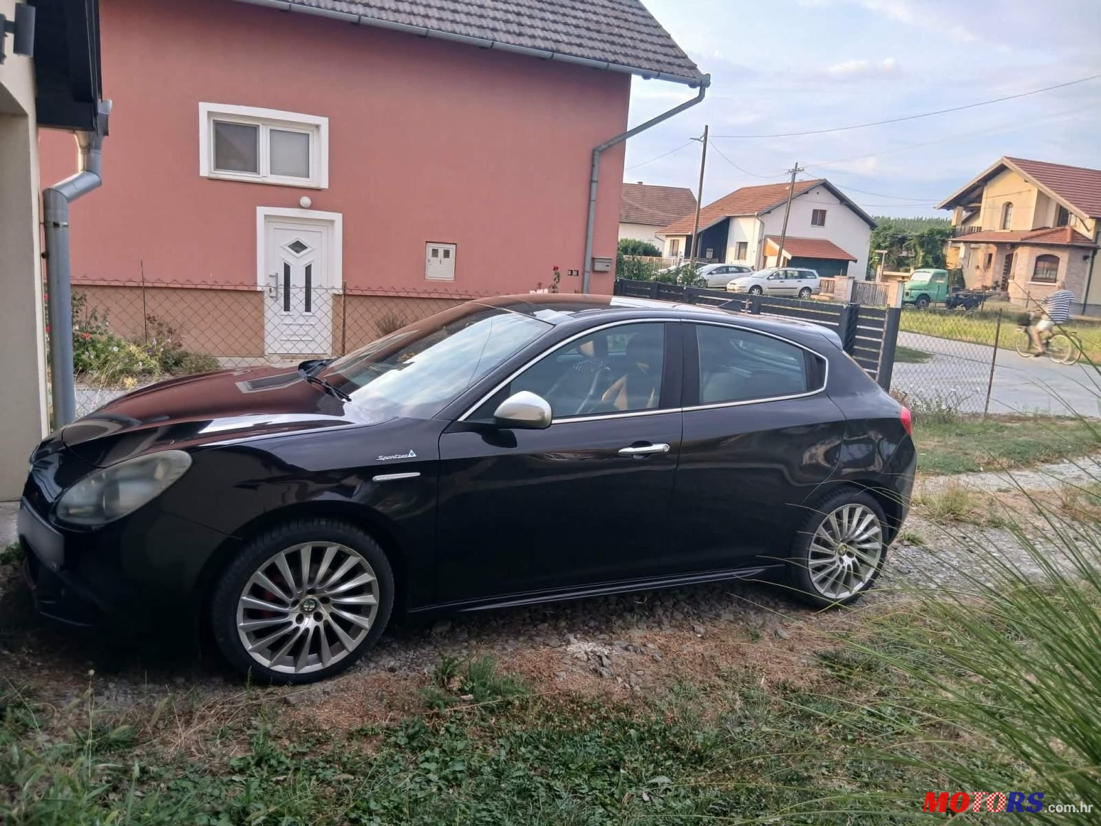 2010' Alfa Romeo Giulietta 1,6 photo #1