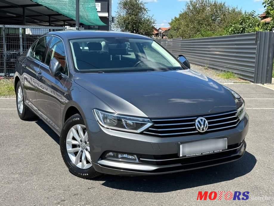 2017' Volkswagen Passat 2,0 Tdi Bmt photo #1