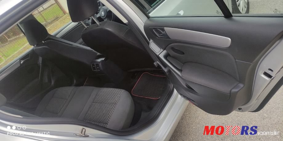 2009' Volkswagen Golf 6 photo #2