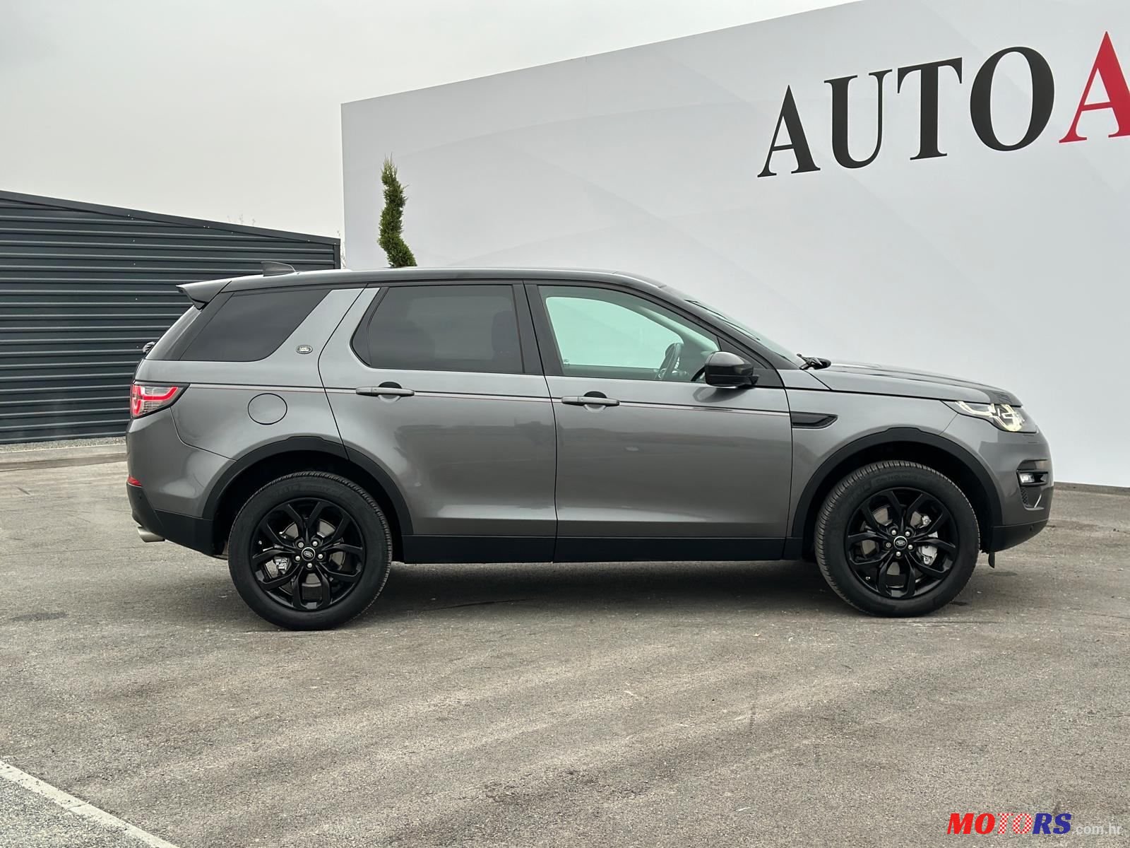 2018' Land Rover Discovery Sport 2.0D photo #6