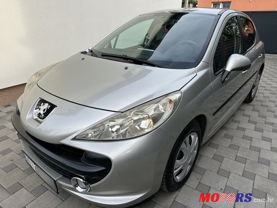 2008' Peugeot 207 1,4 16V Vti photo #2
