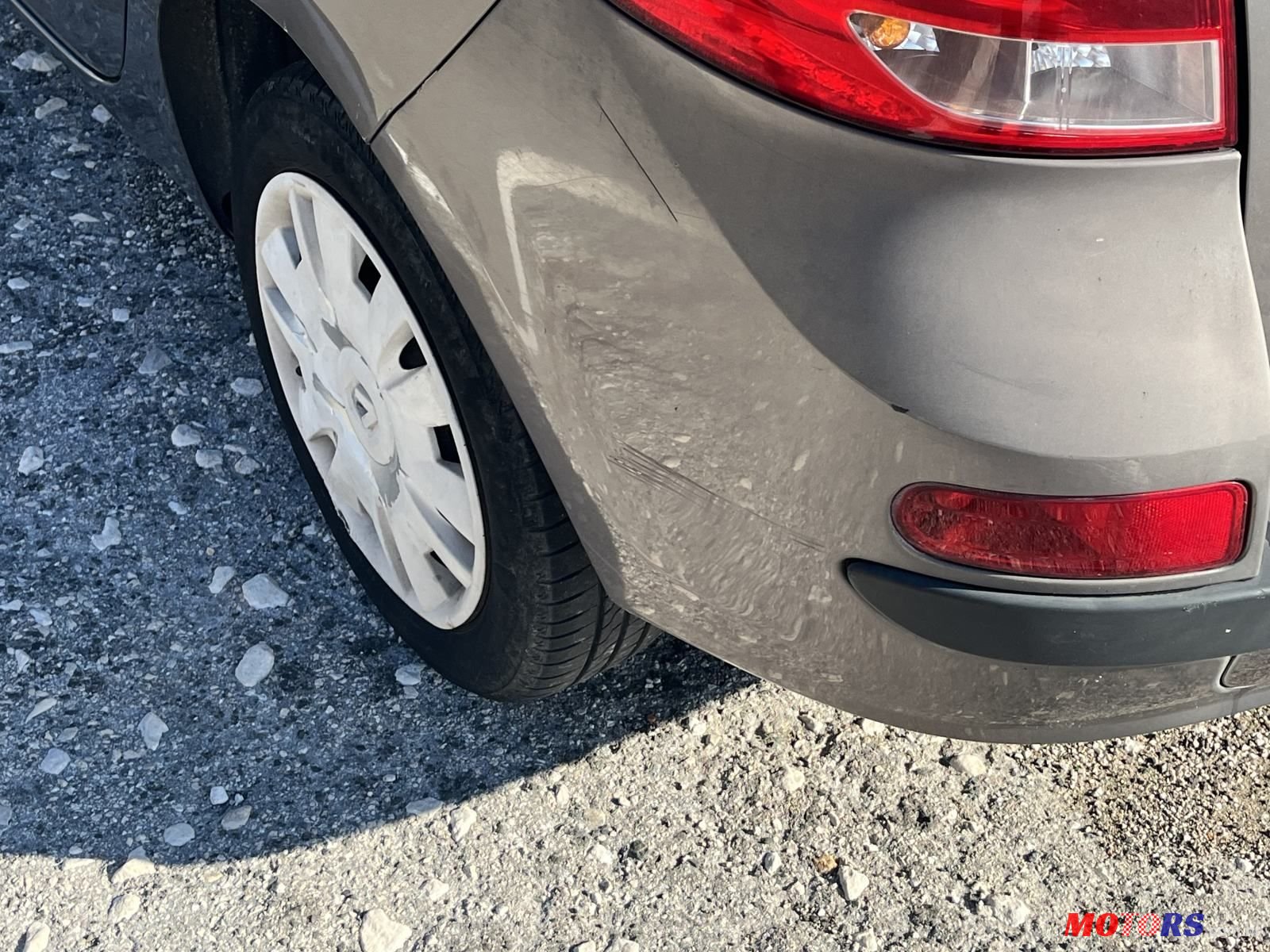 2009' Renault Clio 1,2 16V photo #4