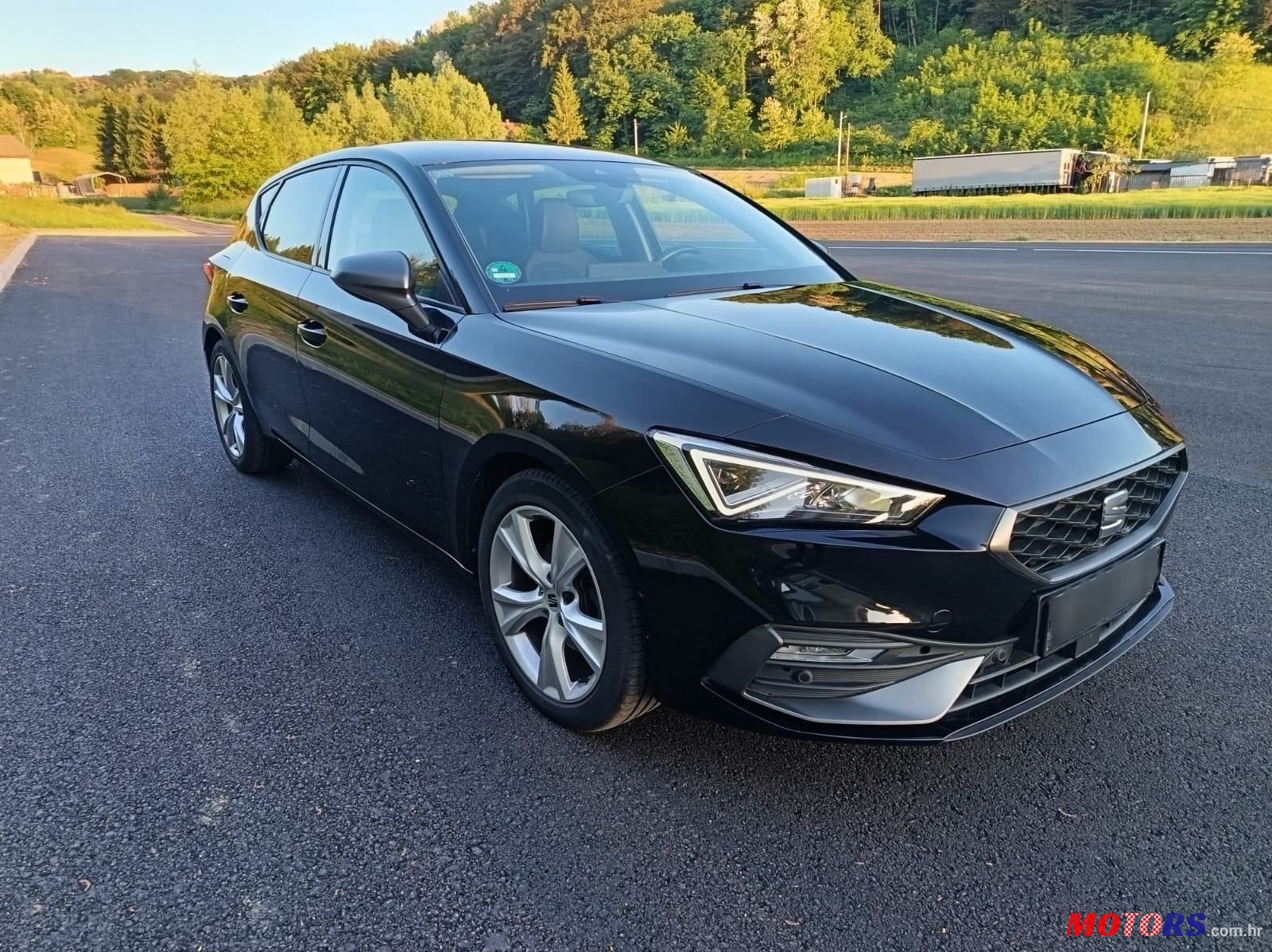 2020' SEAT Leon 2,0 Tdi photo #4