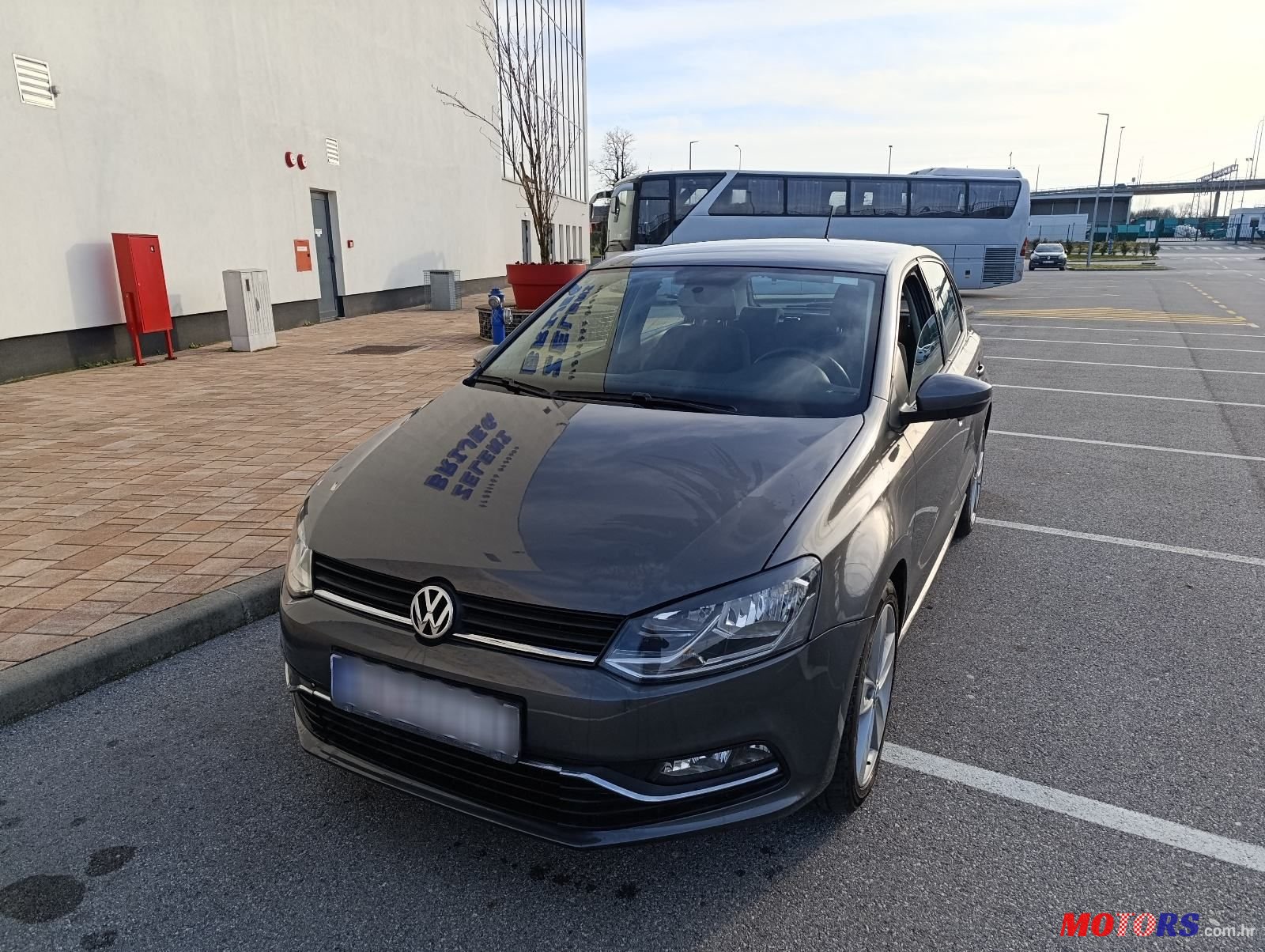 2015' Volkswagen Polo 1,0 photo #6