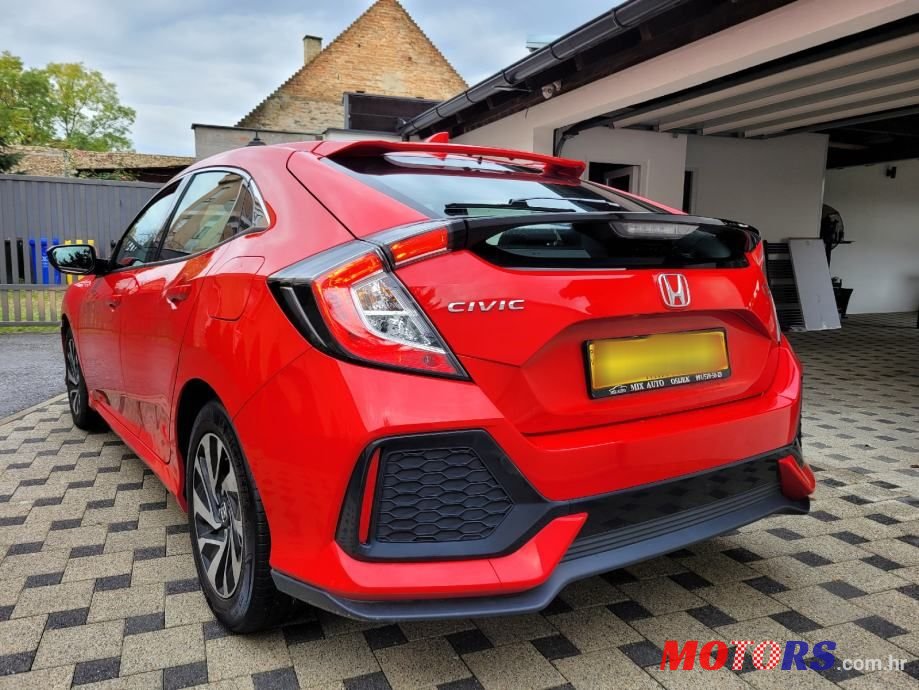 2018' Honda Civic 1,0T photo #6