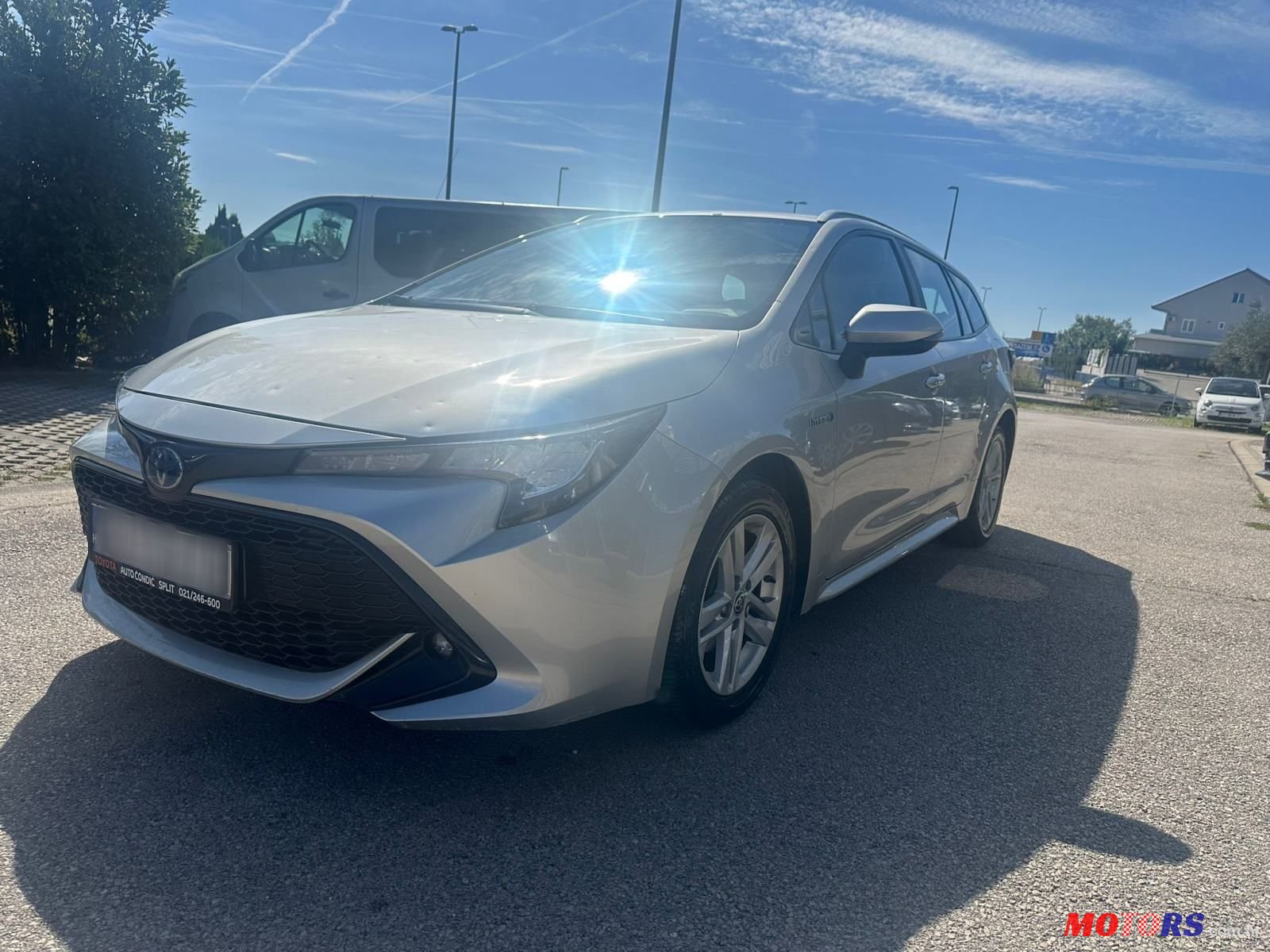 2021' Toyota Corolla Wagon photo #3