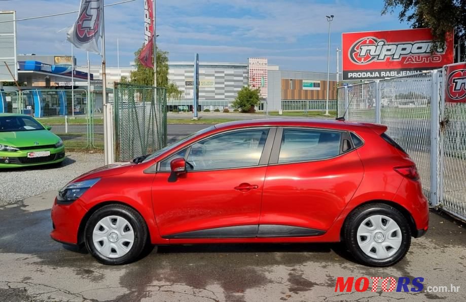 2013' Renault Clio 1,2 16V photo #2
