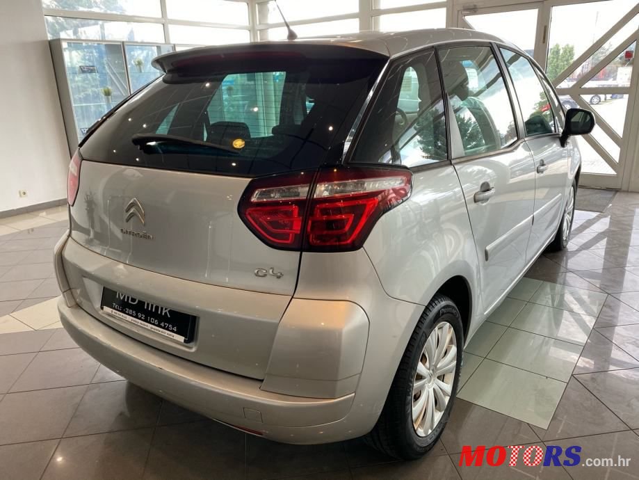 2013' Citroen C4 Picasso photo #5