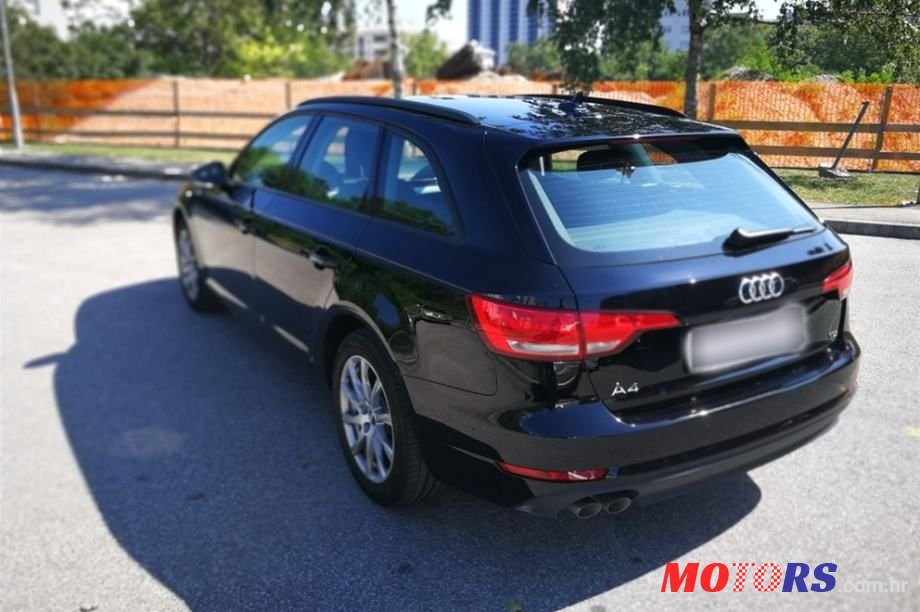 2016' Audi A4 Avant photo #1