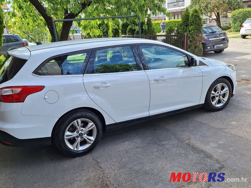 2012' Ford Focus Karavan photo #1