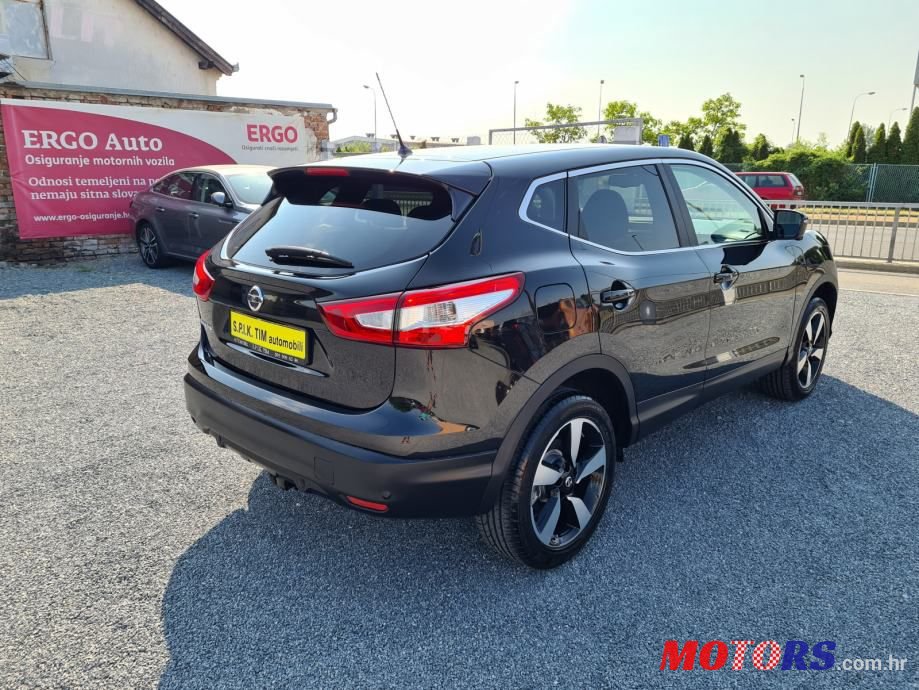 2015' Nissan Qashqai photo #4