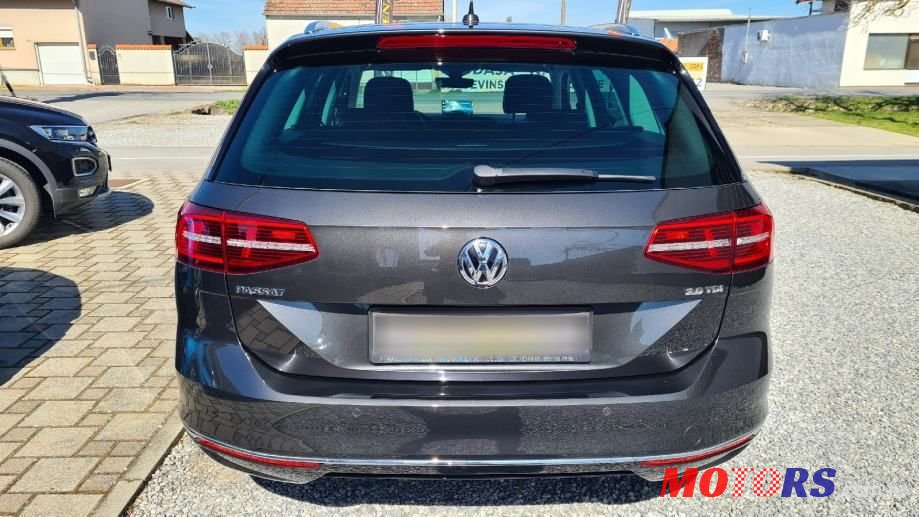 2018' Volkswagen Passat Variant photo #6