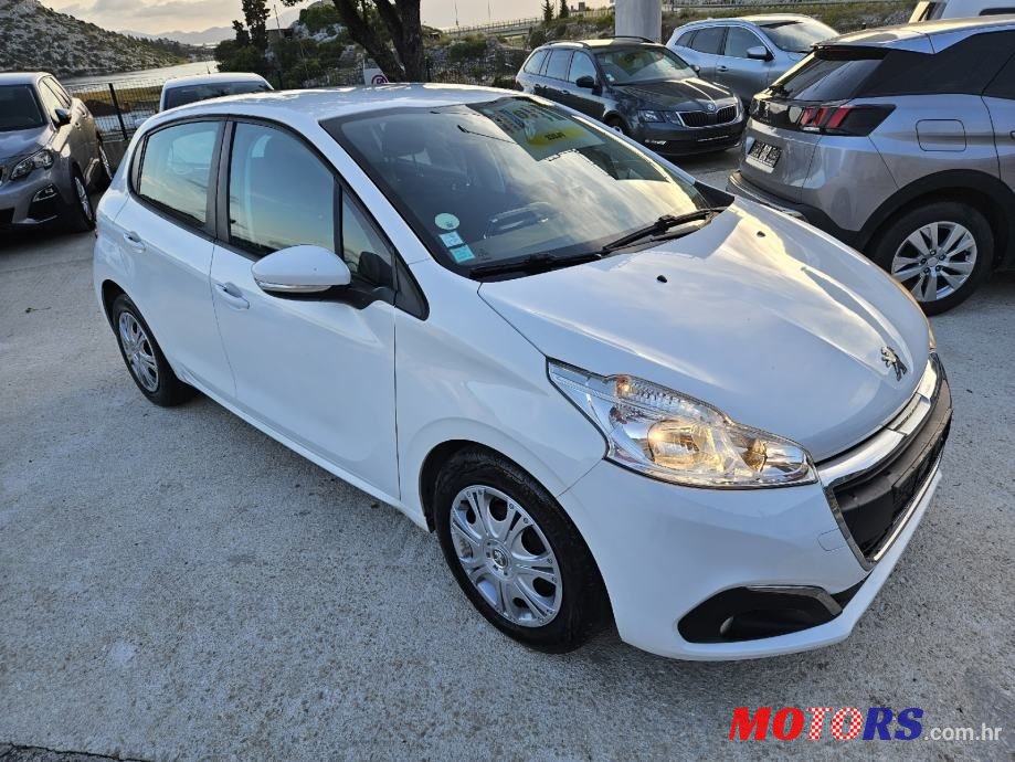 2016' Peugeot 208 1,6 Bluehdi photo #3