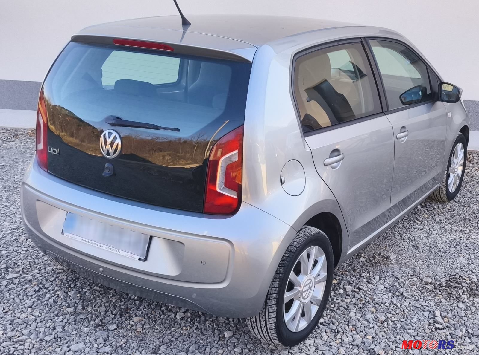 2013' Volkswagen Up! 1,0 Up! photo #6