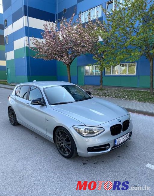 2013' BMW Serija 1 120D Sport photo #1