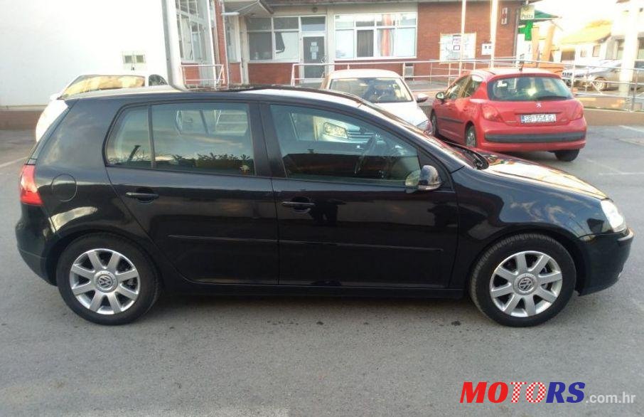 2004' Volkswagen Golf V 1,9 Tdi photo #1