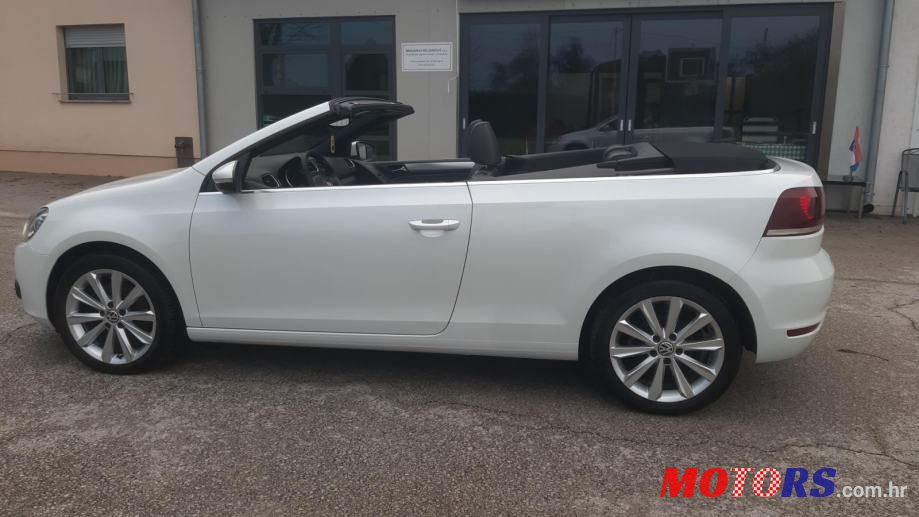 2012' Volkswagen Golf 2.0 Tdi photo #3