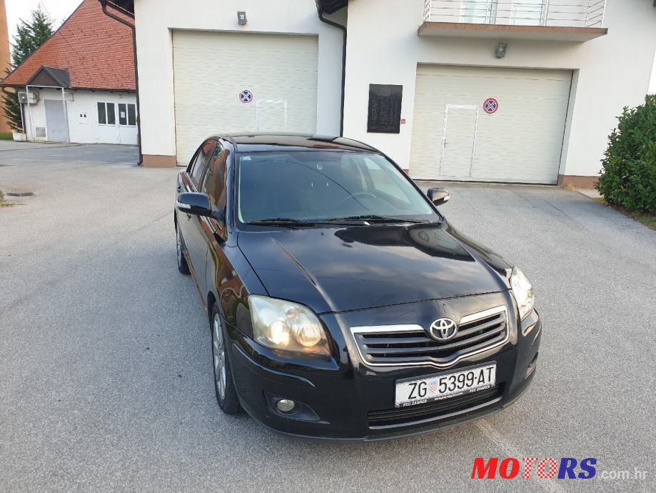 2009' Toyota Avensis 2,0 D-4D photo #4