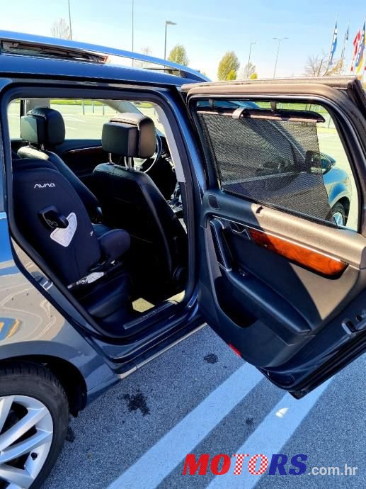 2012' Volkswagen Passat Variant photo #5