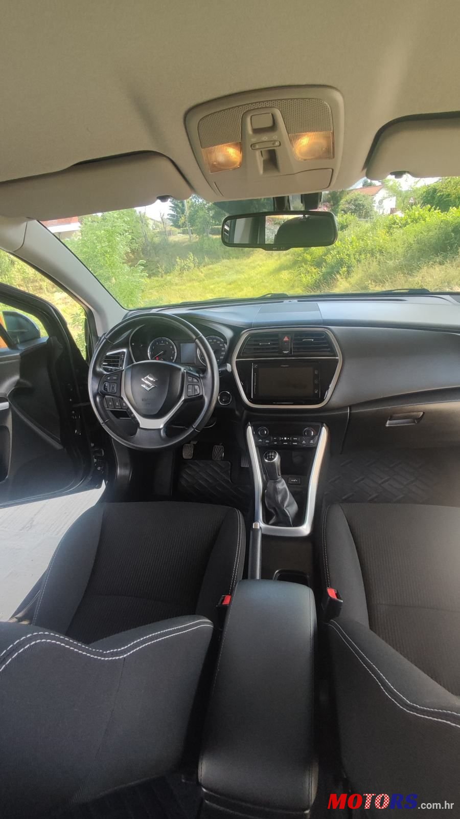 2019' Suzuki SX4 S-Cross 1,0 photo #5