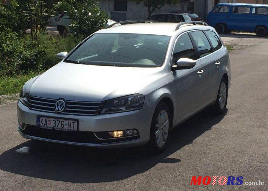 2014' Volkswagen Passat Variant photo #2