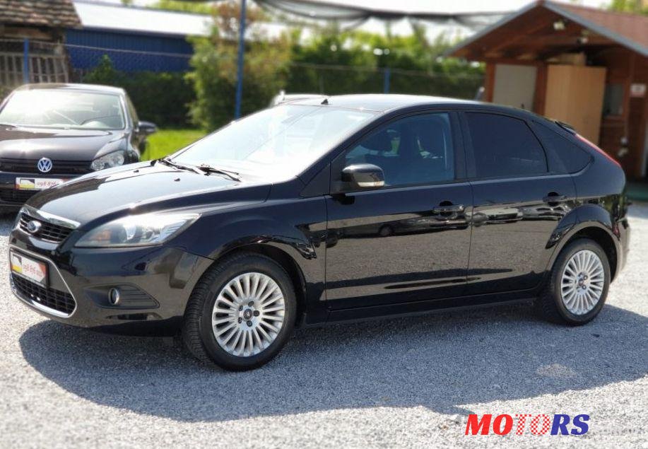 2010' Ford Focus 1,6 photo #1