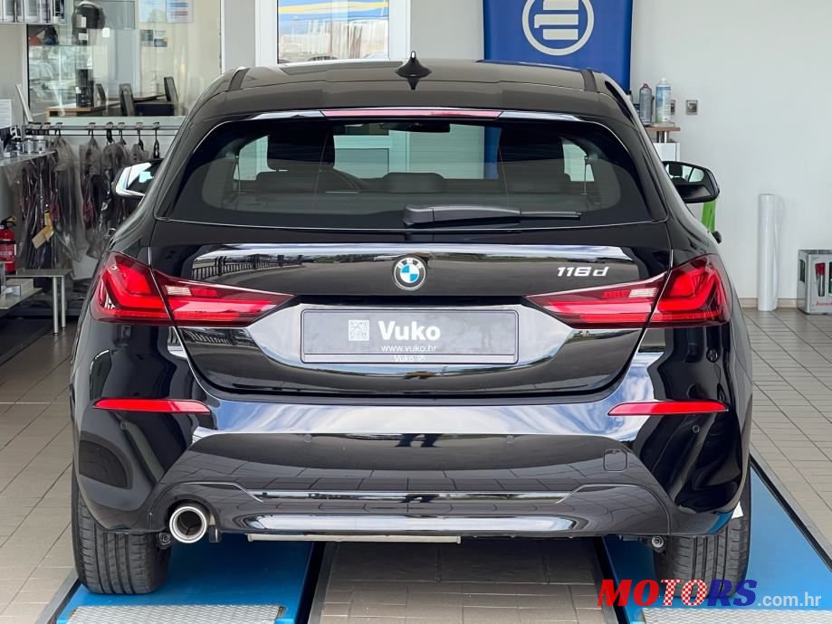 2019' BMW Serija 1 116D photo #4