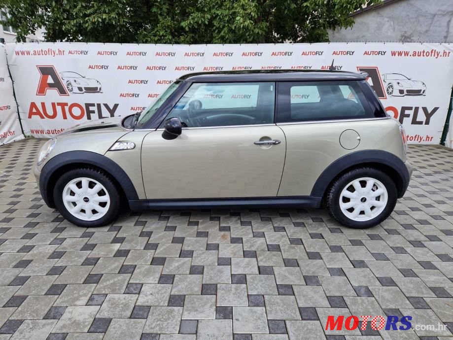 2007' MINI Cooper D photo #5