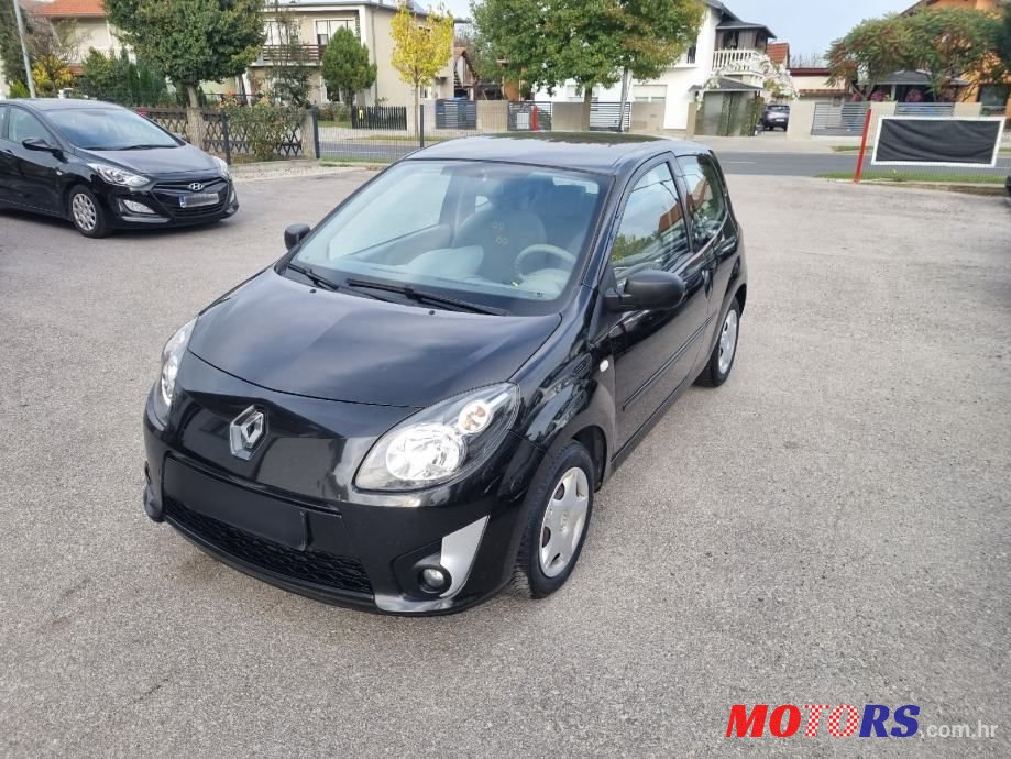 2011' Renault Twingo 1,5 Dci photo #1