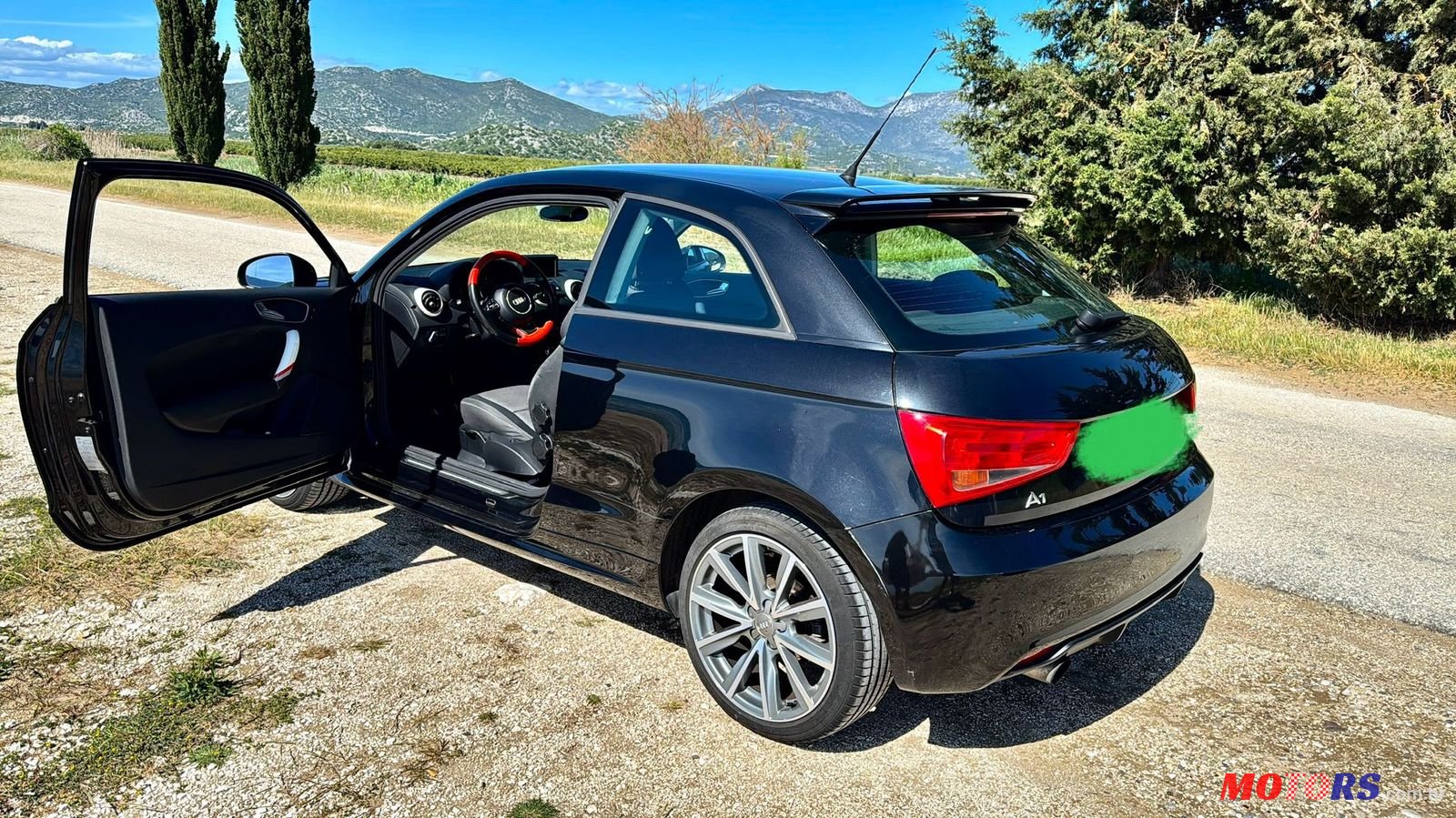 2010' Audi A1 photo #4