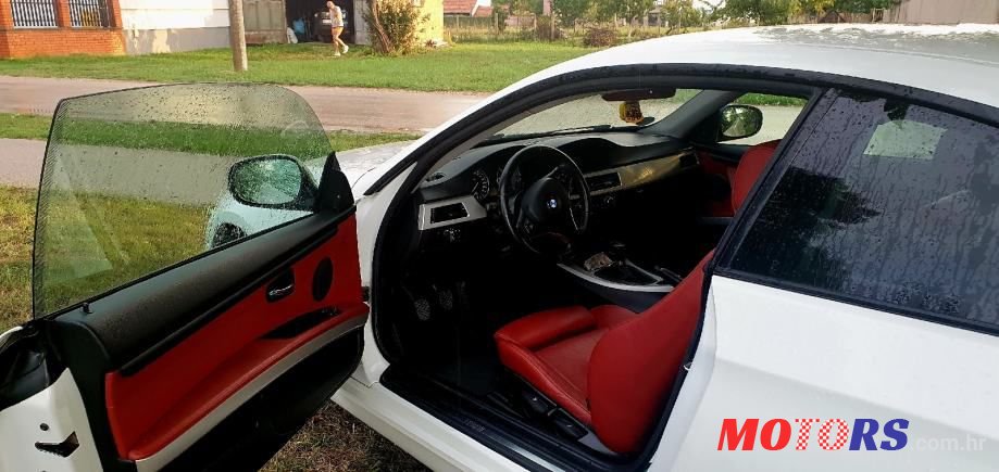2009' BMW Serija 3 320D photo #6