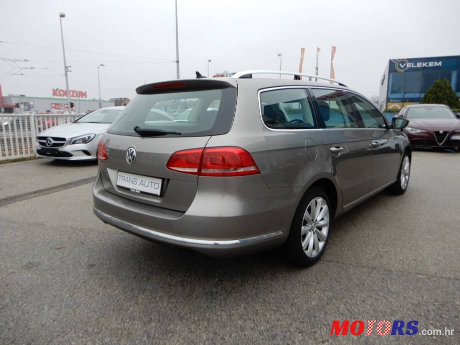 2012' Volkswagen Passat 1.6 Tdi photo #6