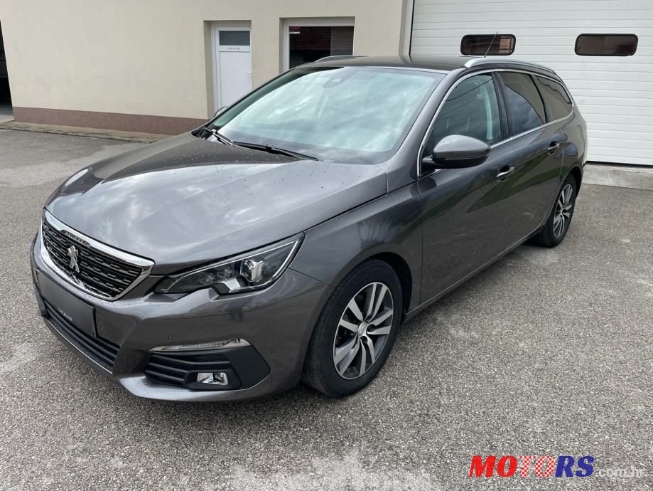 2020' Peugeot 308 Sw photo #1