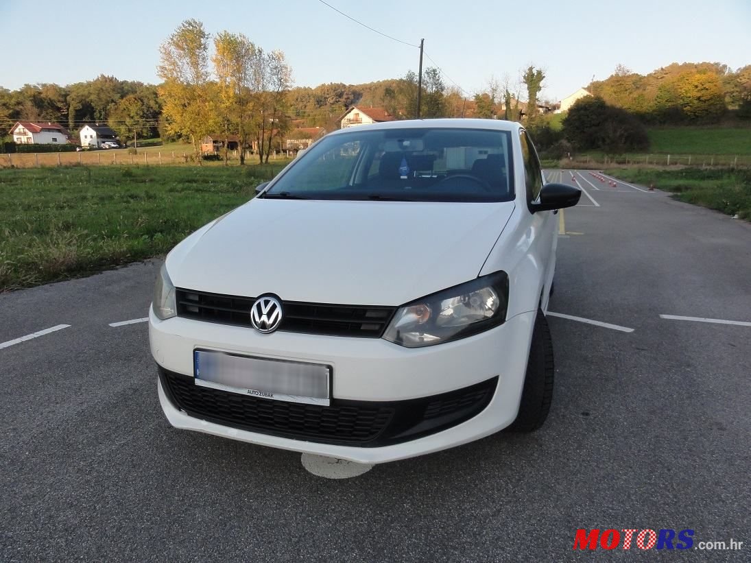 2010' Volkswagen Polo 1,6 Tdi photo #3