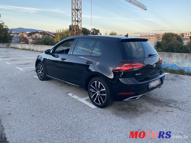 2017' Volkswagen Golf VII 1,4 Tsi Bmt photo #2