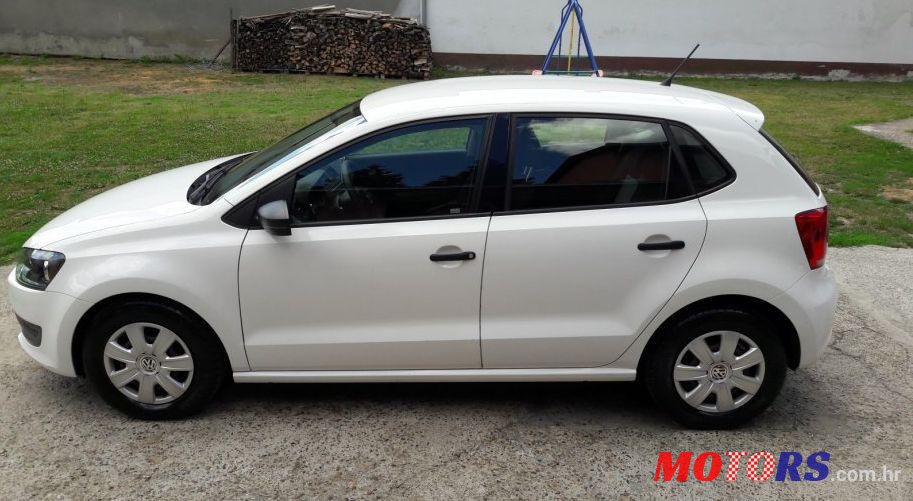 2010' Volkswagen Polo 1,6 Tdi photo #1