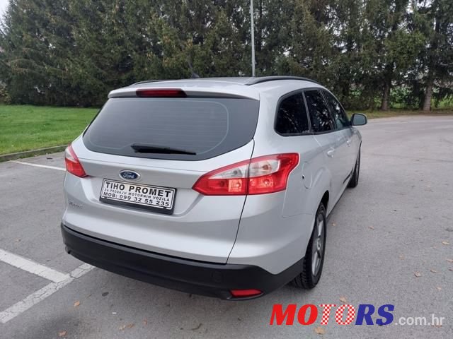 2013' Ford Focus Karavan photo #4