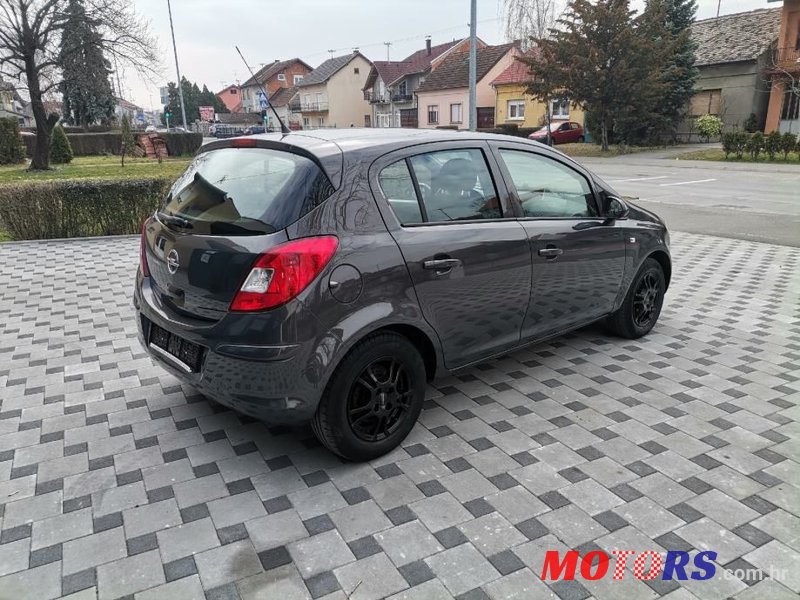 2013' Opel Corsa 1,3 Cdti photo #3