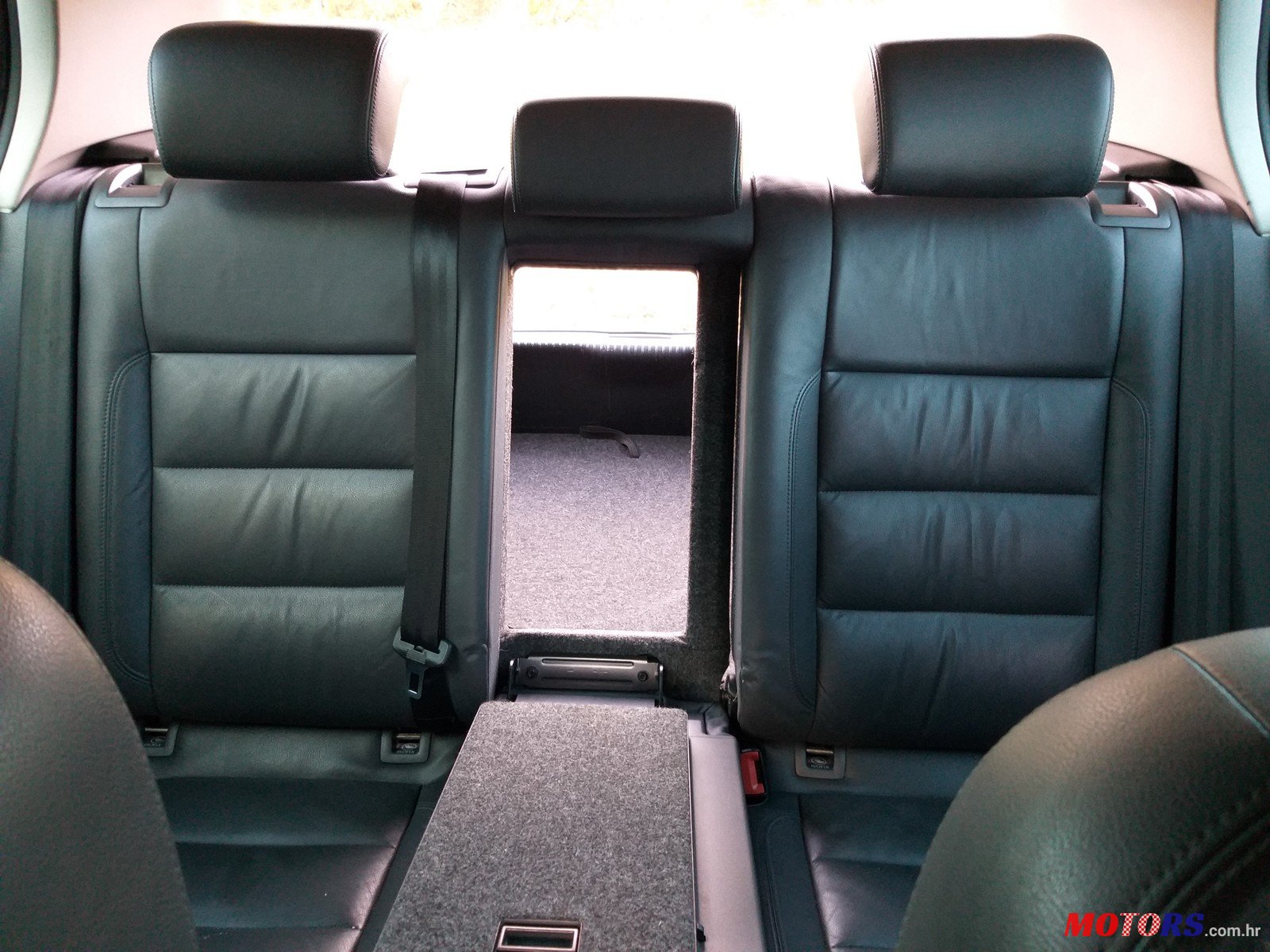 2007' Volkswagen Golf V 2.0 tdi photo #4