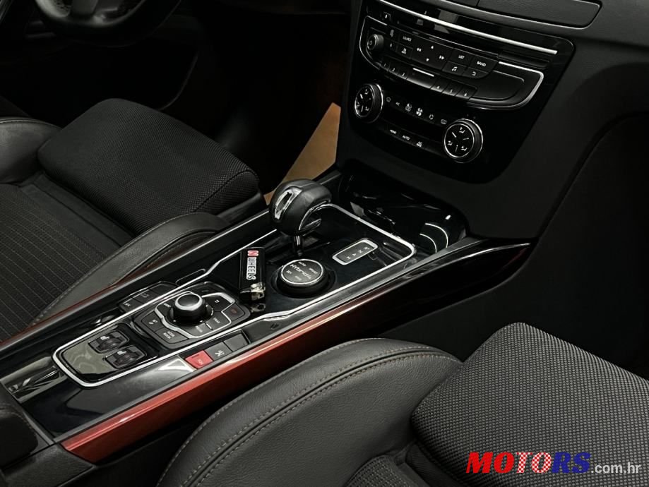 2014' Peugeot 508 Sw photo #2