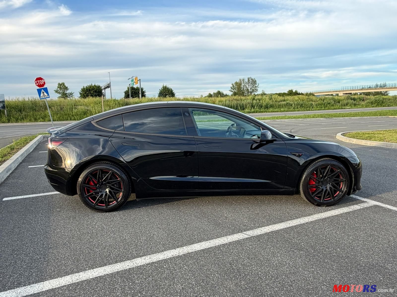 2020' Tesla Model 3 Performance photo #4