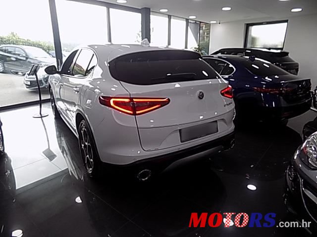 2018' Alfa Romeo Stelvio 2,2 Diesel photo #2