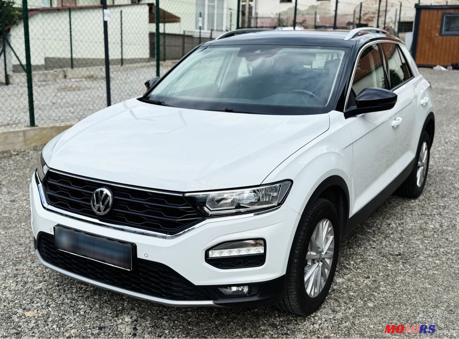 2019' Volkswagen T-Roc 1,6 Tdi photo #1