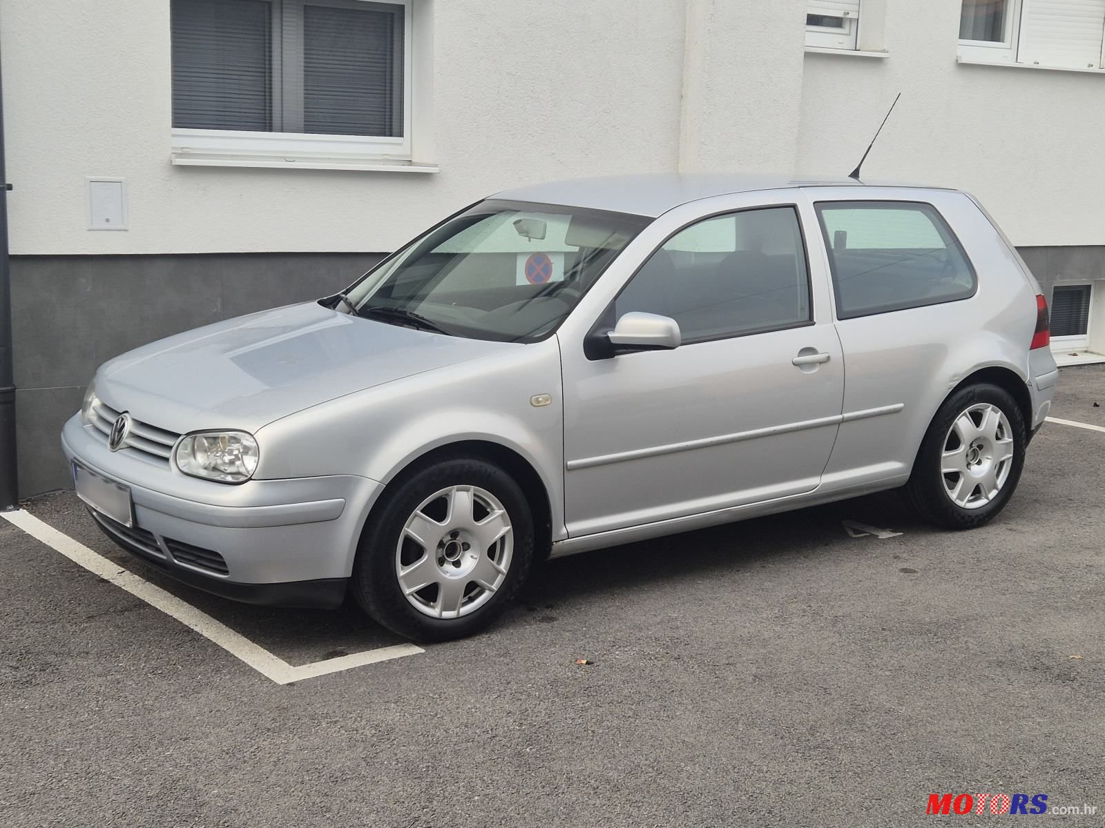 1999' Volkswagen Golf IV 1,4 photo #1