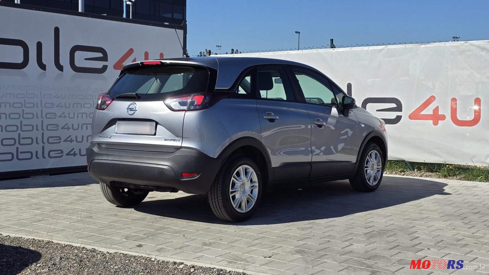 2020' Opel Crossland Enjoy 1.5 Dt photo #3