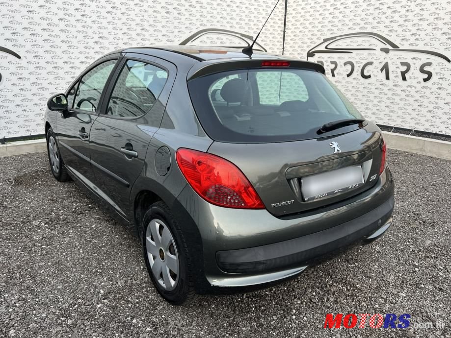 2009' Peugeot 207 1.4 Hdi photo #3