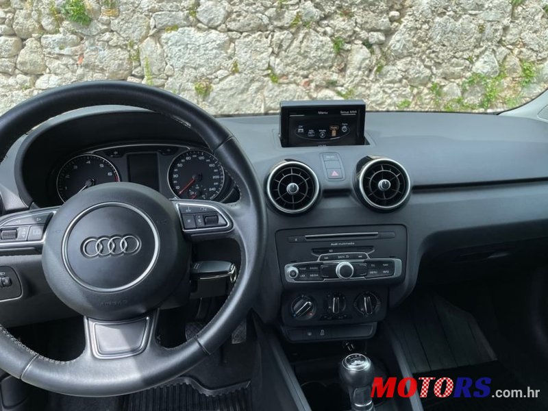 2015' Audi A1 1,0 Tfsi photo #3