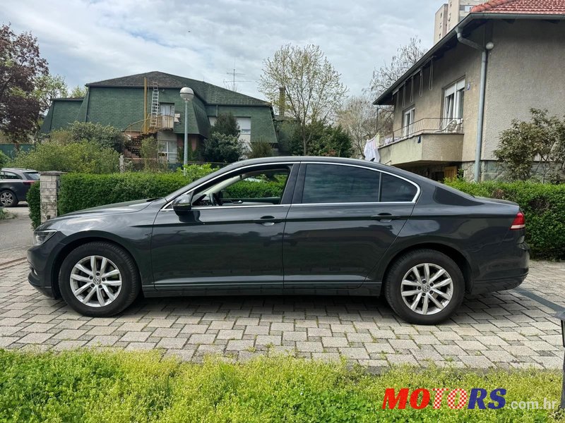 2015' Volkswagen Passat 2,0 Tdi Bmt photo #5