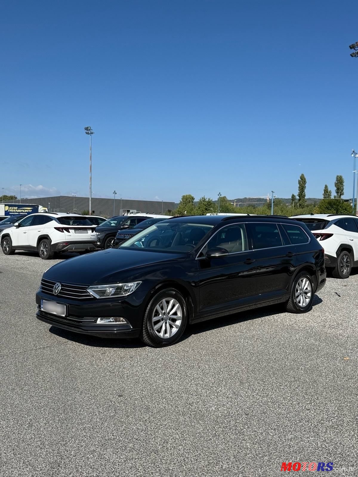 2016' Volkswagen Passat Variant photo #1