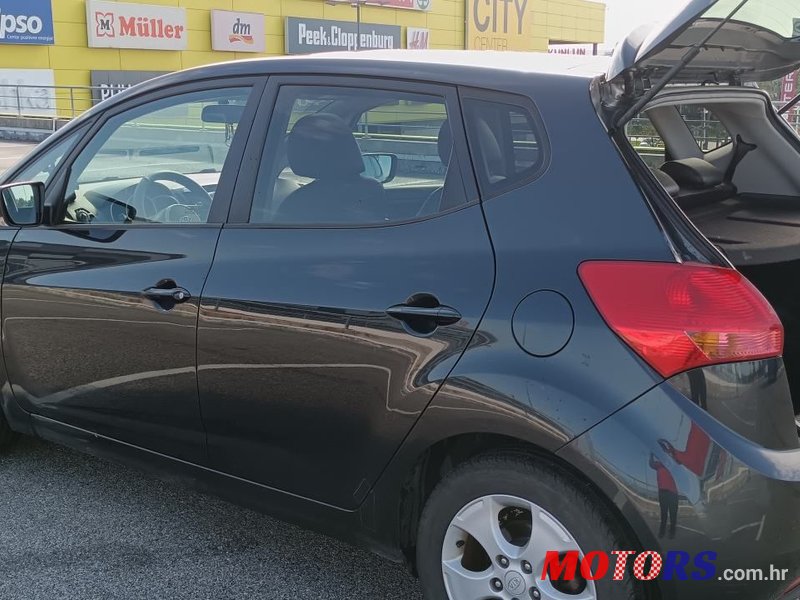 2010' Kia Venga 1,4 Crdi Lx Cool photo #6